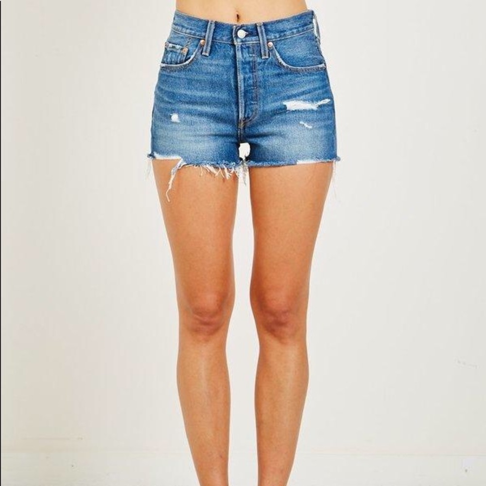 Levis 501 Cutoff Short